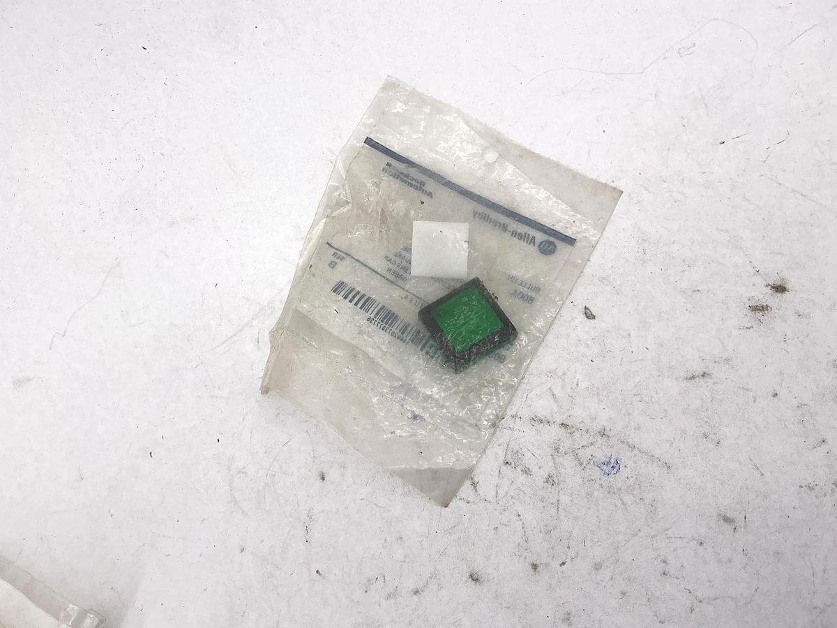 Lot of 3 New Allen Bradley 800A-N10G Pushbutton Large Square Lens Cap Green