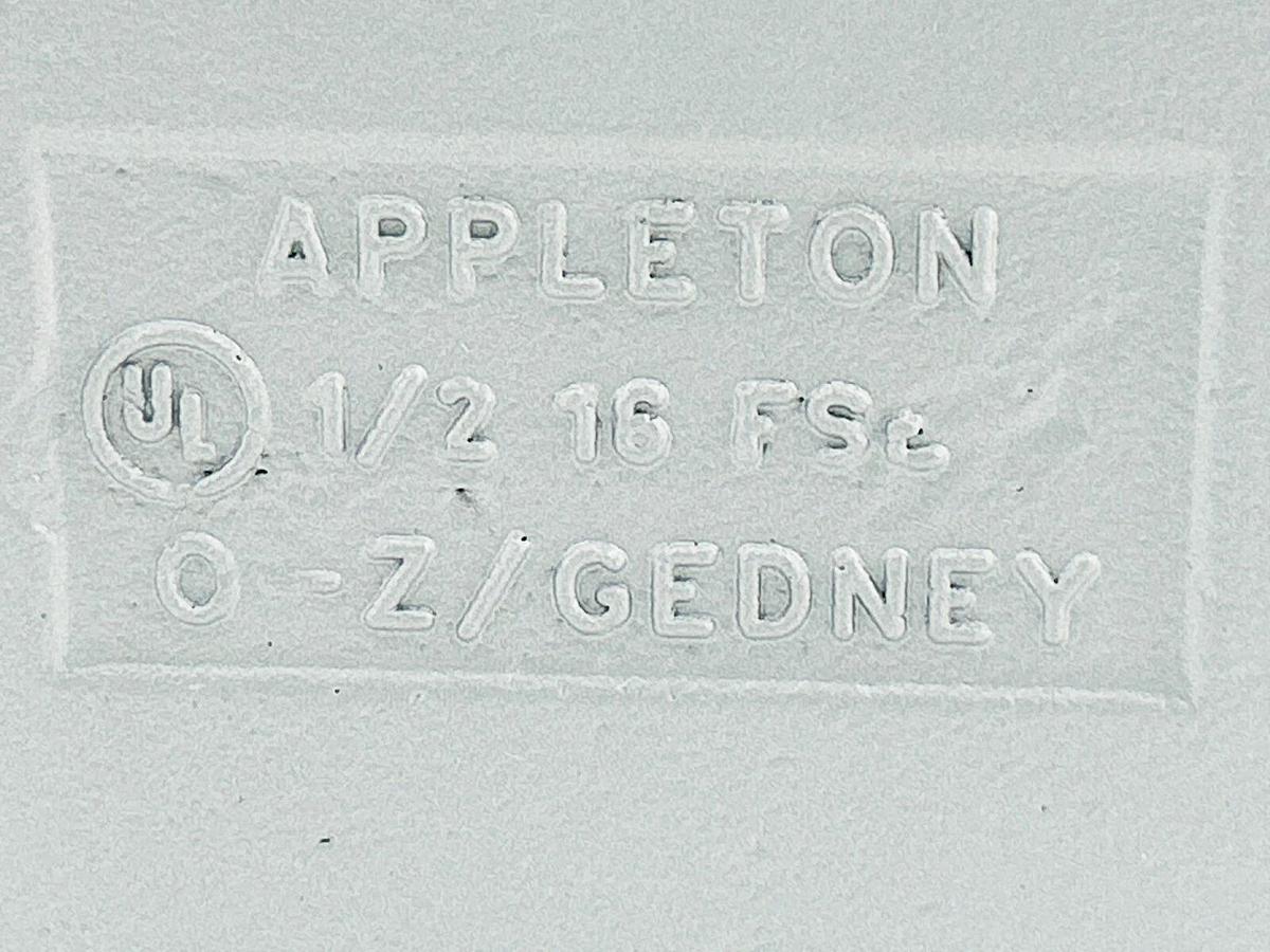 New Appleton FS250A Conduit Body 1/2" 10 FSE