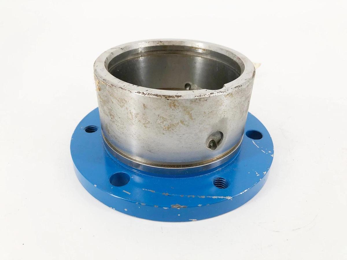 New D04872A-1000 Bearing Housing for Goulds 3196MTX Iron - No Box