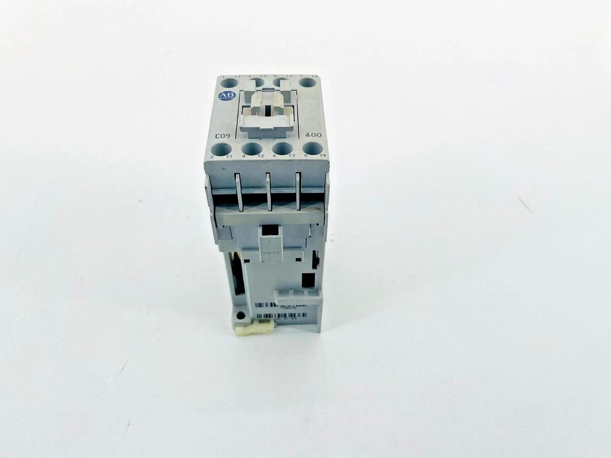 New Allen Bradley 100-C09DJ400 Contactor 24VDC Coil 4P