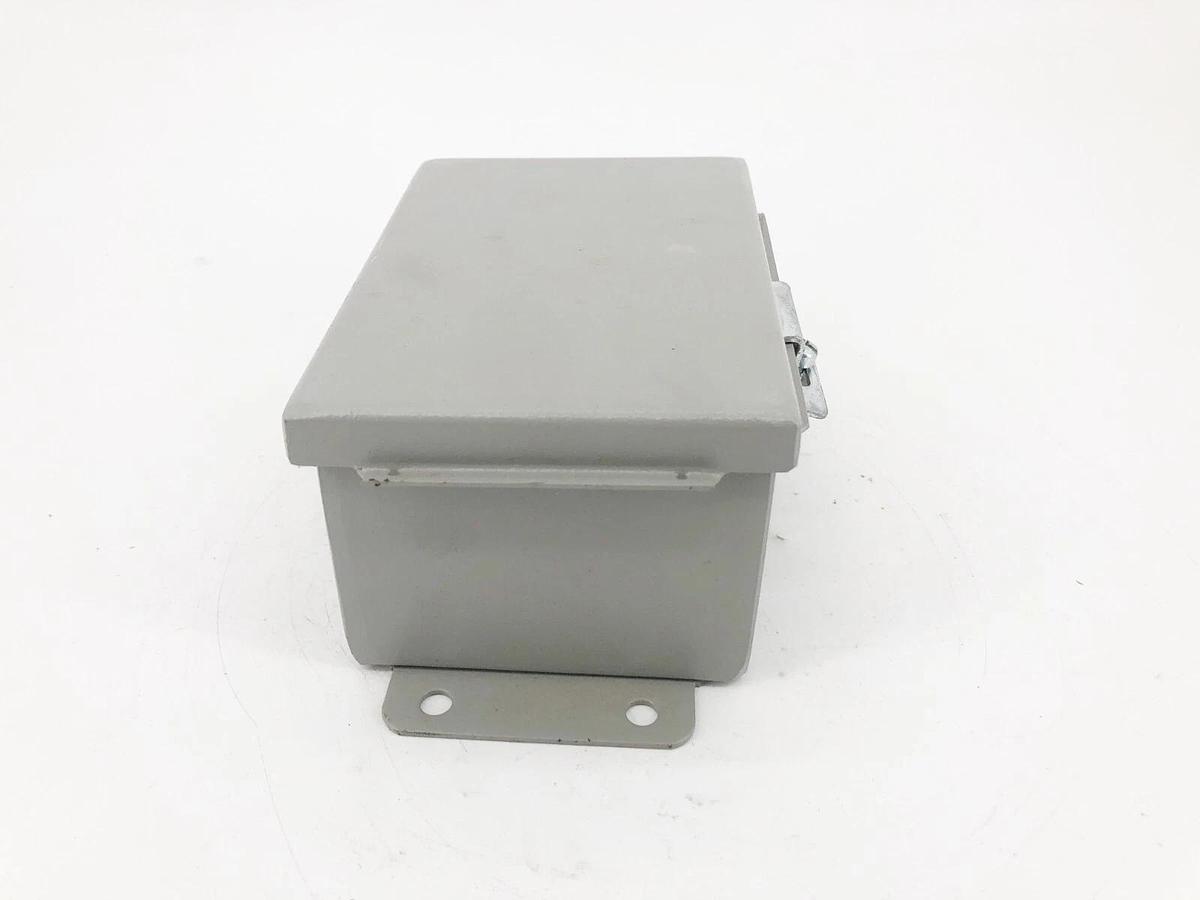New Hubbell Weigmann B060403CH Type 12 Enclosure 6" X 4" X 3" - No Box