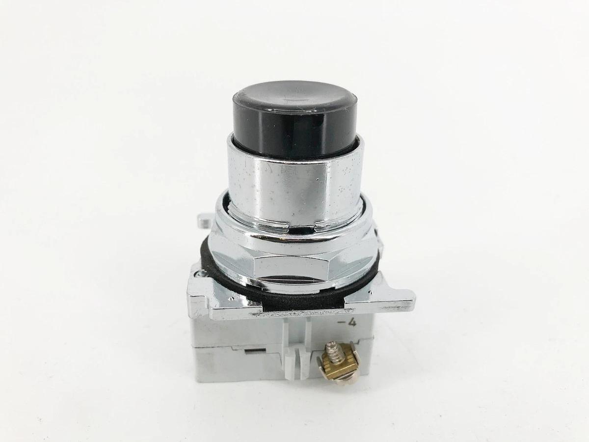 New Cutler Hammer 10250T/9100T Momentary Pushbutton Black - No Box
