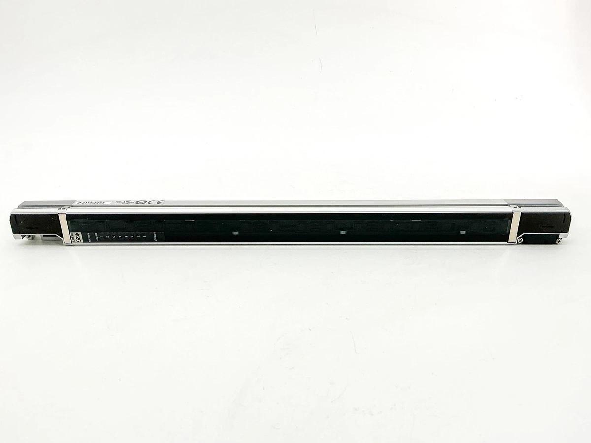 New Keyence SL-C20H-R Safety Light Curtain 24VDC 73mA Class 2 - No Box