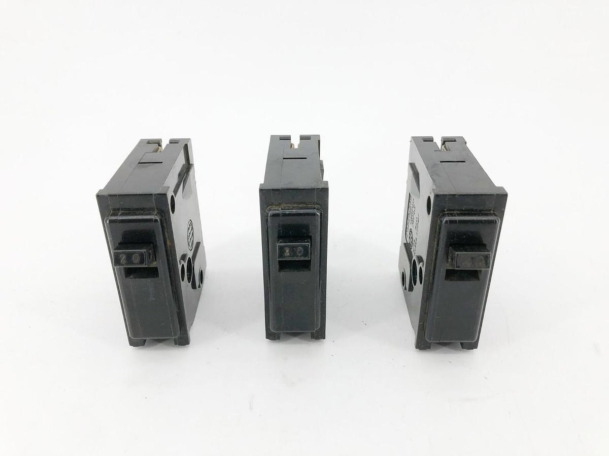 Used Lot of 3 ITE QP1-B020 Circuit Breakers 20A 120/240VAC 1 Pole