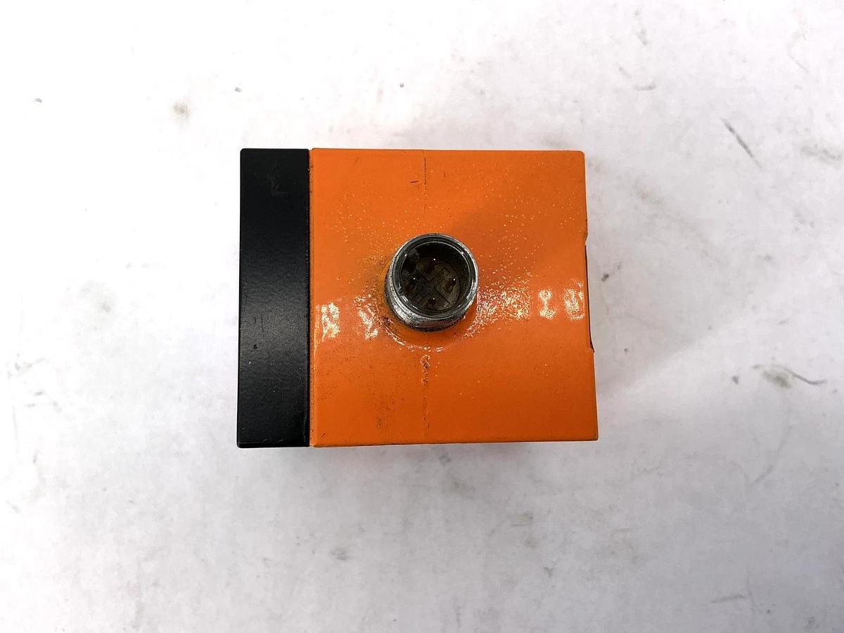 Used IFM O1D100 01DLF2KG Photoelectric Distance Sensor 01DLF3KG 0.2-10m 10-30V