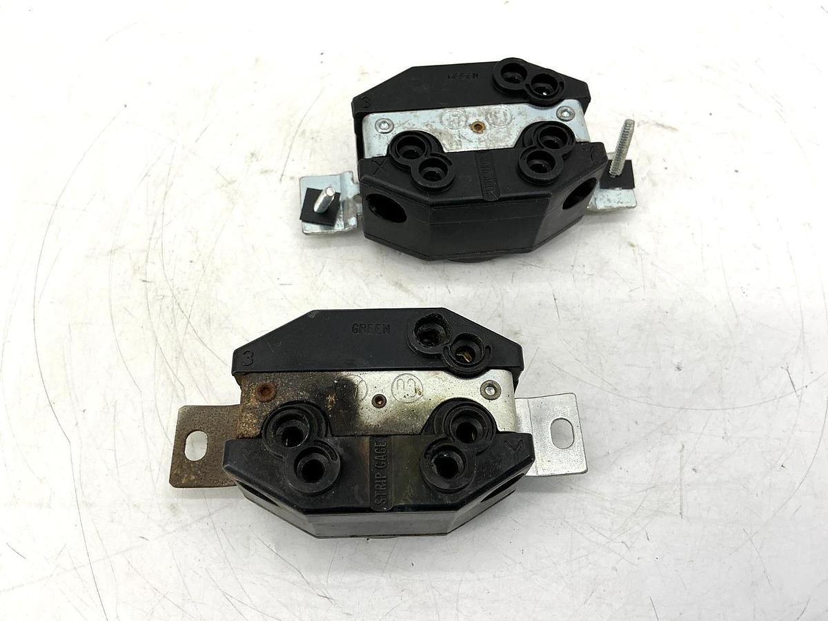 Used Lot of 2 Leviton 70630-FR Locking Receptacle Nema L6-30 30A 250V 70630FR