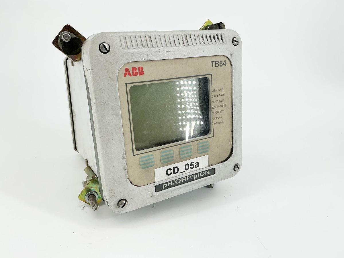 Used ABB TB84PH1000300 PH Analyzer 3 Relay 16VA 240V 50/60Hz Model TB84