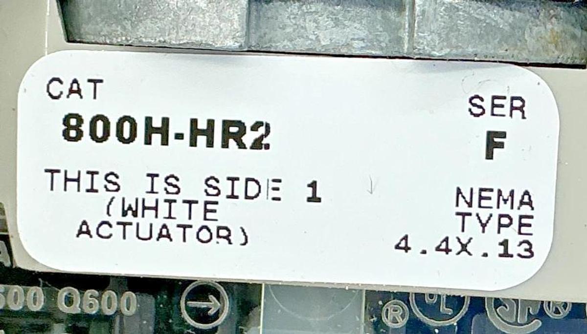 New Allen Bradley 800H-HR2B Ser F Selector Switch 2Pos Maintained MISSING KNOB