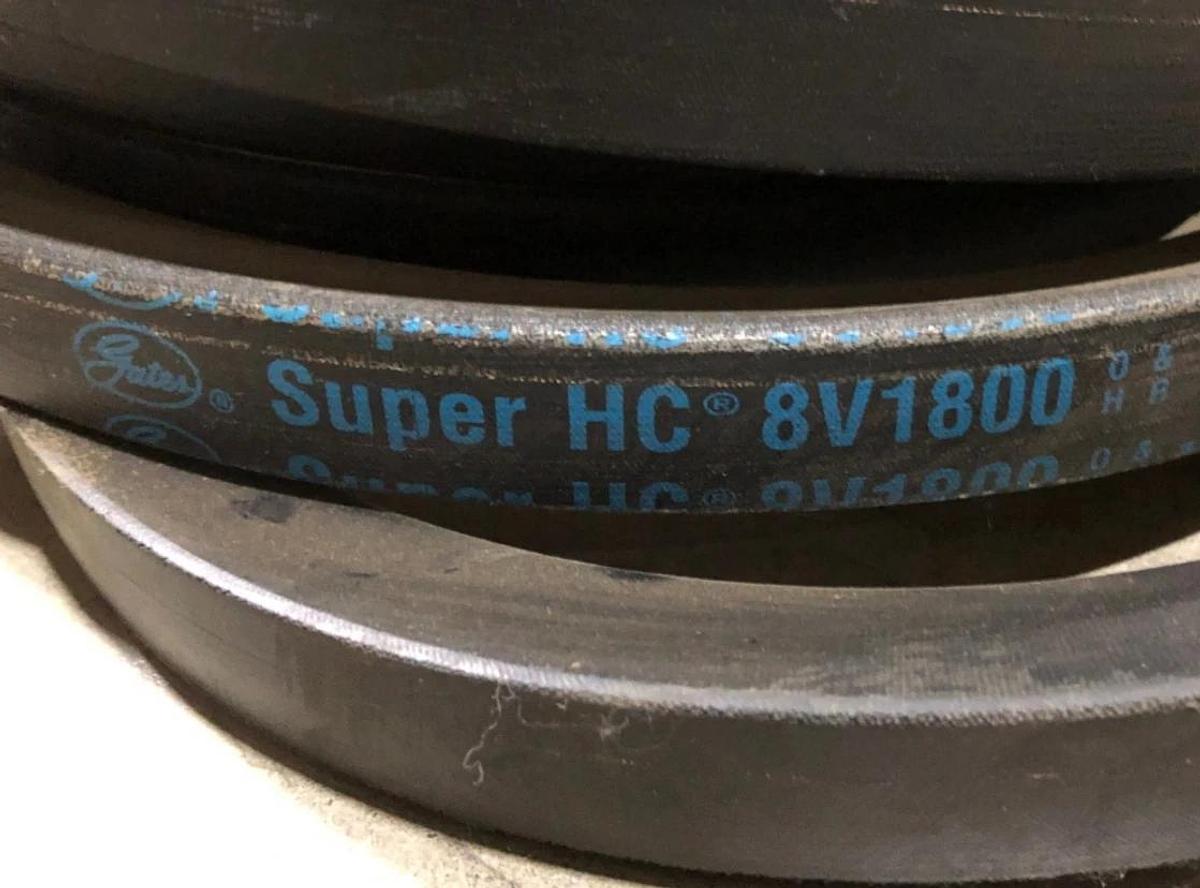 New Gates 8V1800 Super HC Narrow Section Wrapped V Belt 9336-1800 - No Box