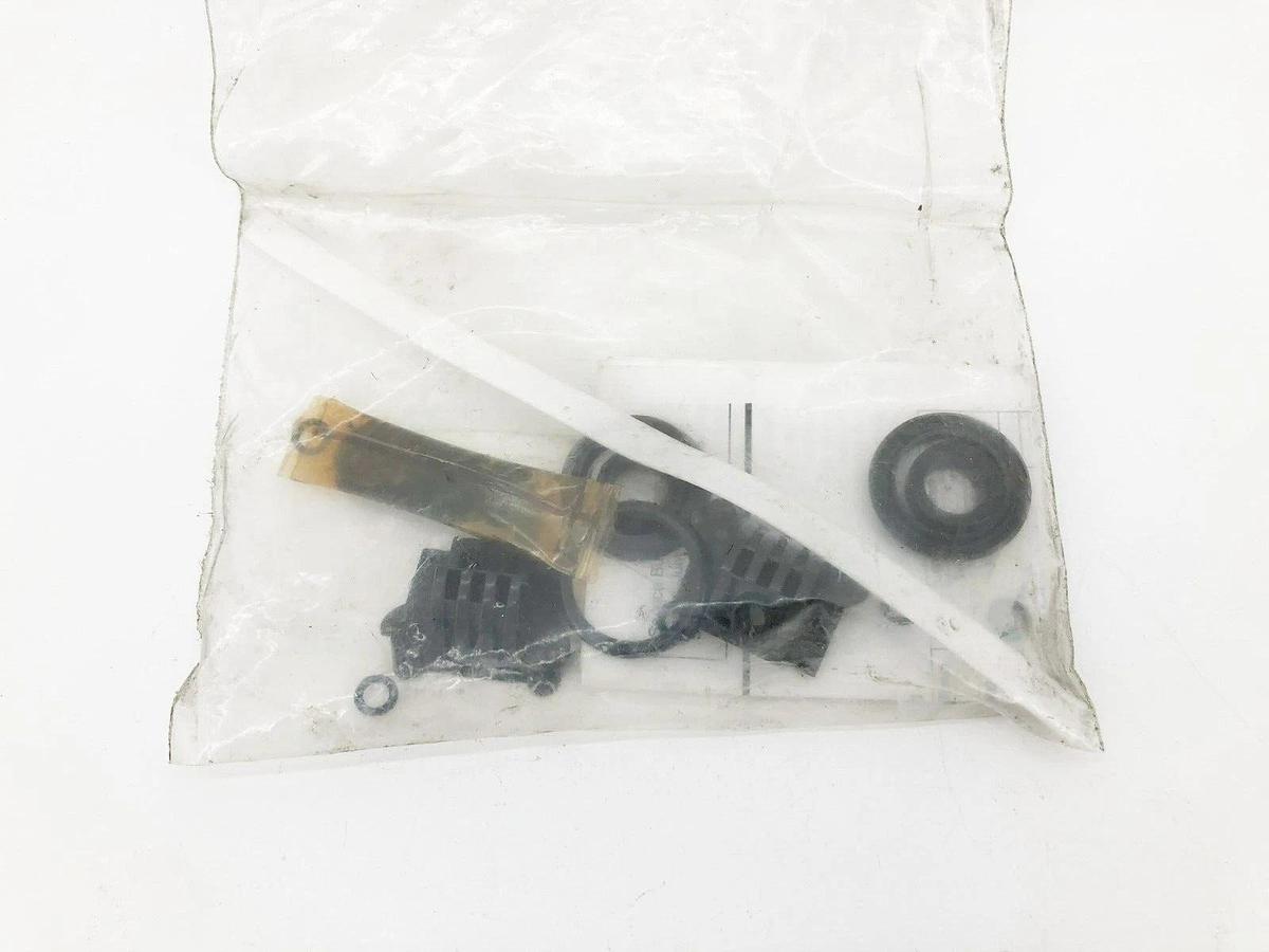 New Parker L074840032 Rodless Seal Kit 32mm