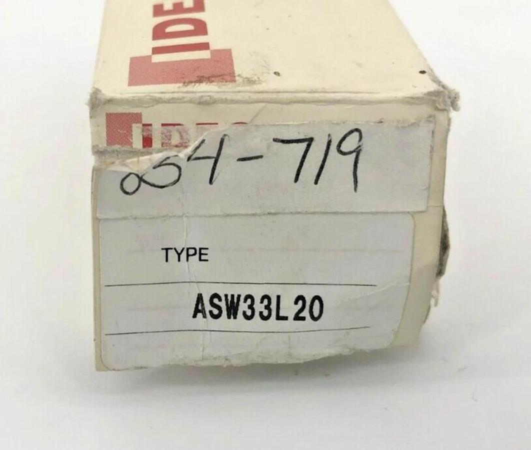 New IDEC ASW33L20 Rotary Switch 3 Position, 2 Pole