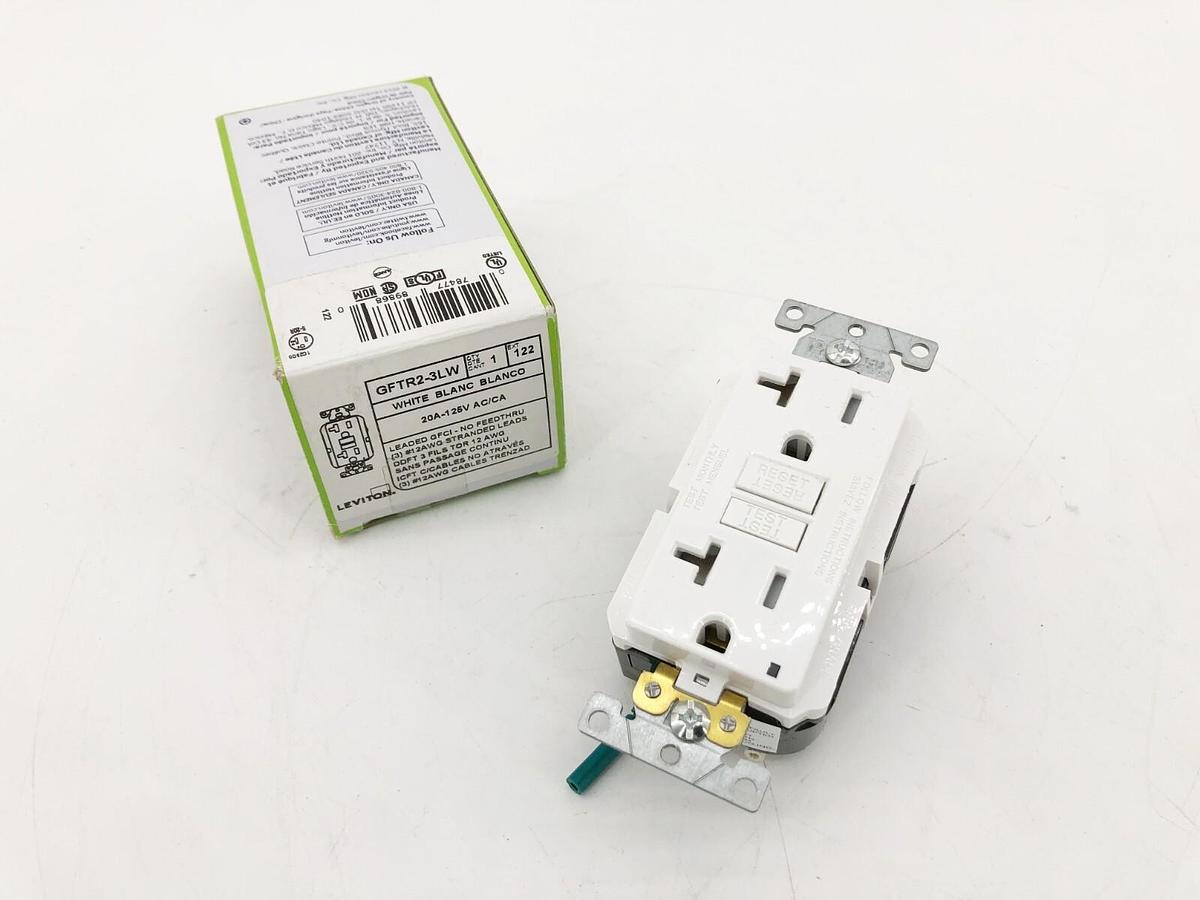 New Leviton GFTR2-3LW Duplex Receptacle Outlet White 20A 125V AC/CA
