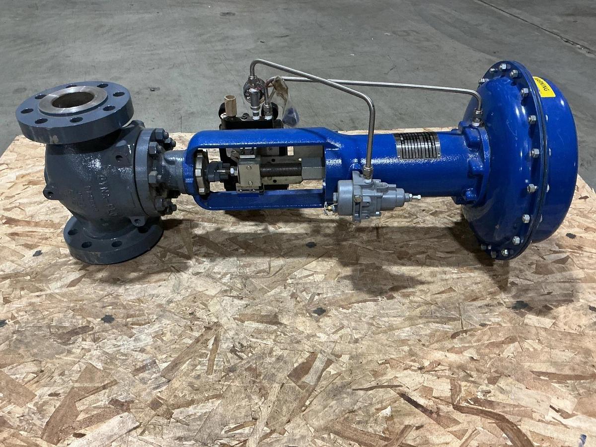 New Dyna-Flo DFC Actuator Size 2105 Travel 1-1/2 6-30PSI Body Type-360 Size 3