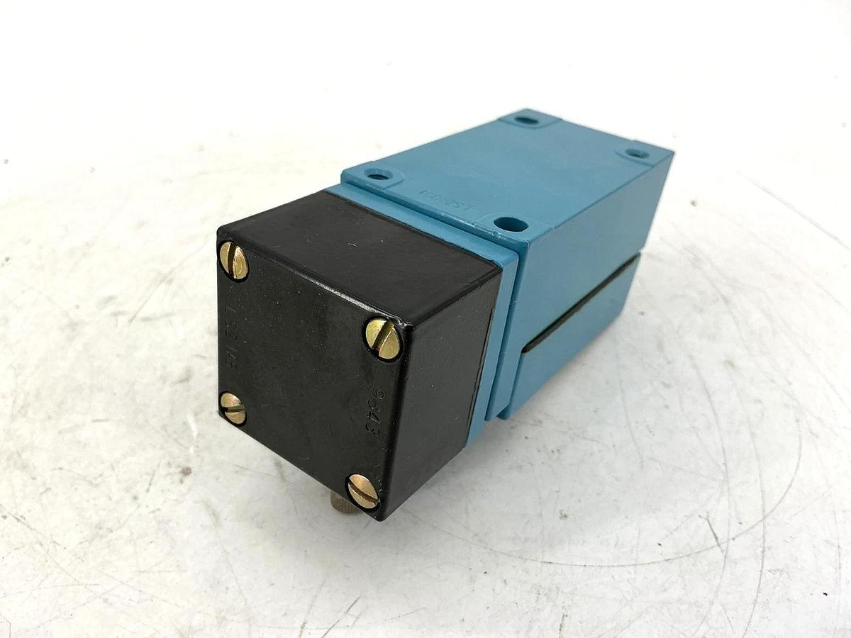 New Honeywell Micro Switch LSYAB1A Heavy Duty Limit Switch 10A 600VAC