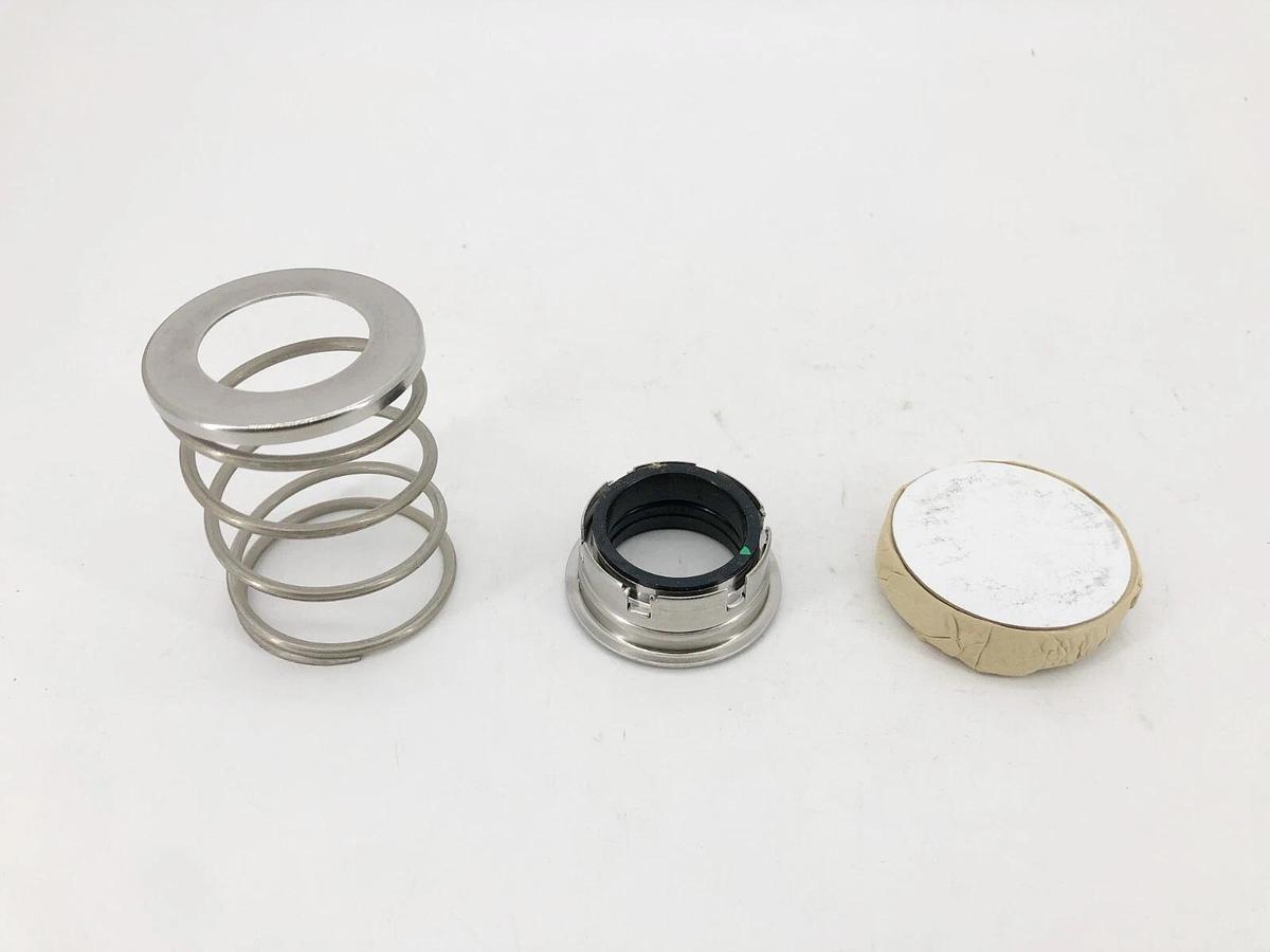 New John Crane M124662 Mechanical Seal