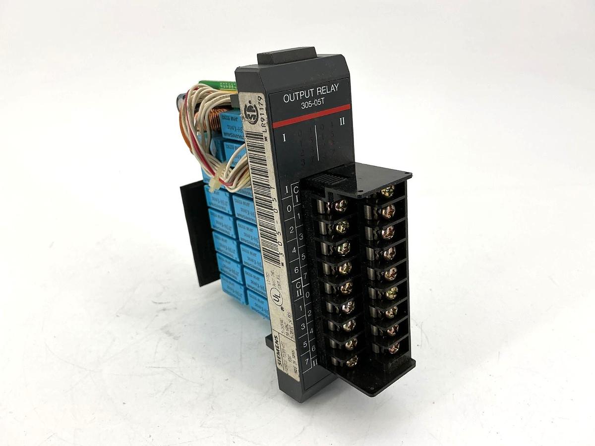 Used Siemens TI 305-05T Output Relay Module 16-Point 5-265VAC 50/60HZ 1A 5-30VDC