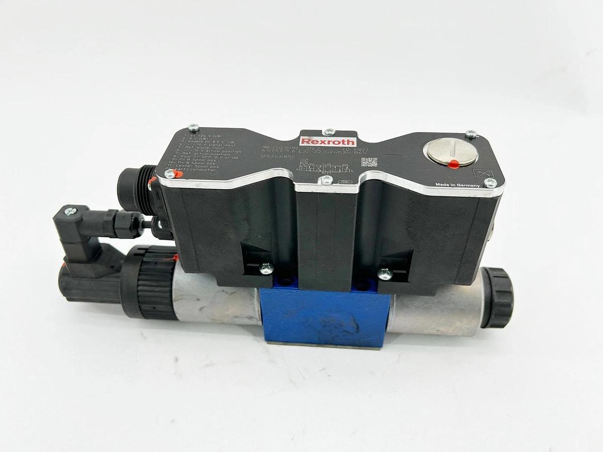New Rexroth R900707192 Proportional Valve 4WREEM 6 E32-22/G24K34/B6V