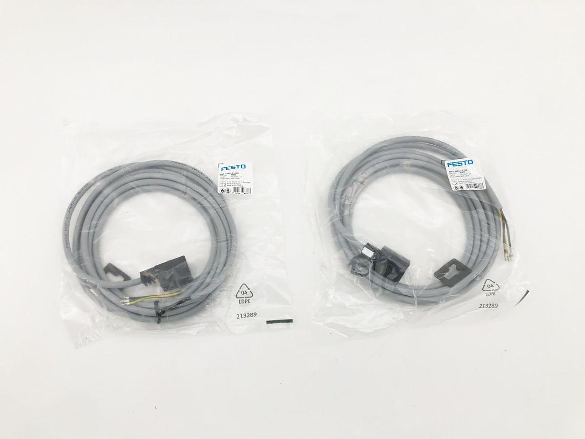 Lot of 2 New Festo KMF-1-24DC-2.5-LED Plug Socket Cables 2.5m 30935