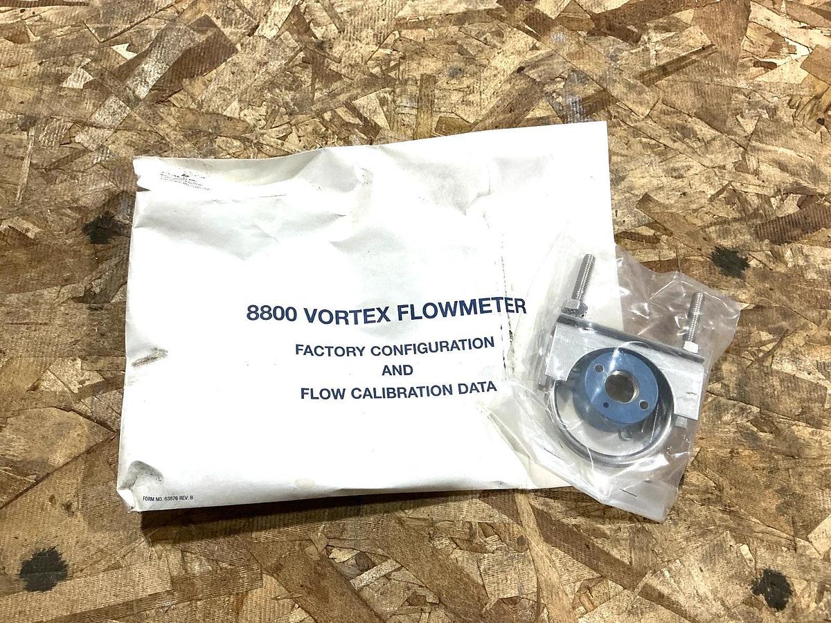 New Emerson Rosemount 8800DF005SA6E1D1R70 Vortex Flow Meter 800/427 1440PSIG