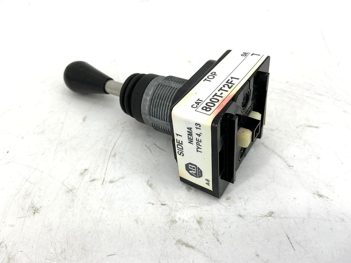 New Allen Bradley 800T-T2F1 Ser T Toggle Switch 2-Way Left/Right Type 4 & 13