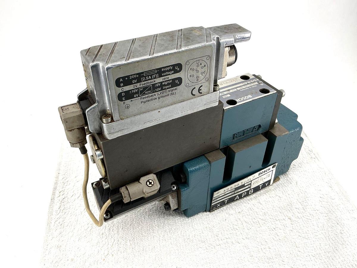Used Bosch 0811404713 3625PSI Hydraulic Valve 7-Pin 24V 4WRLE-10-E80SJ-3X/G24ETK0/A1M