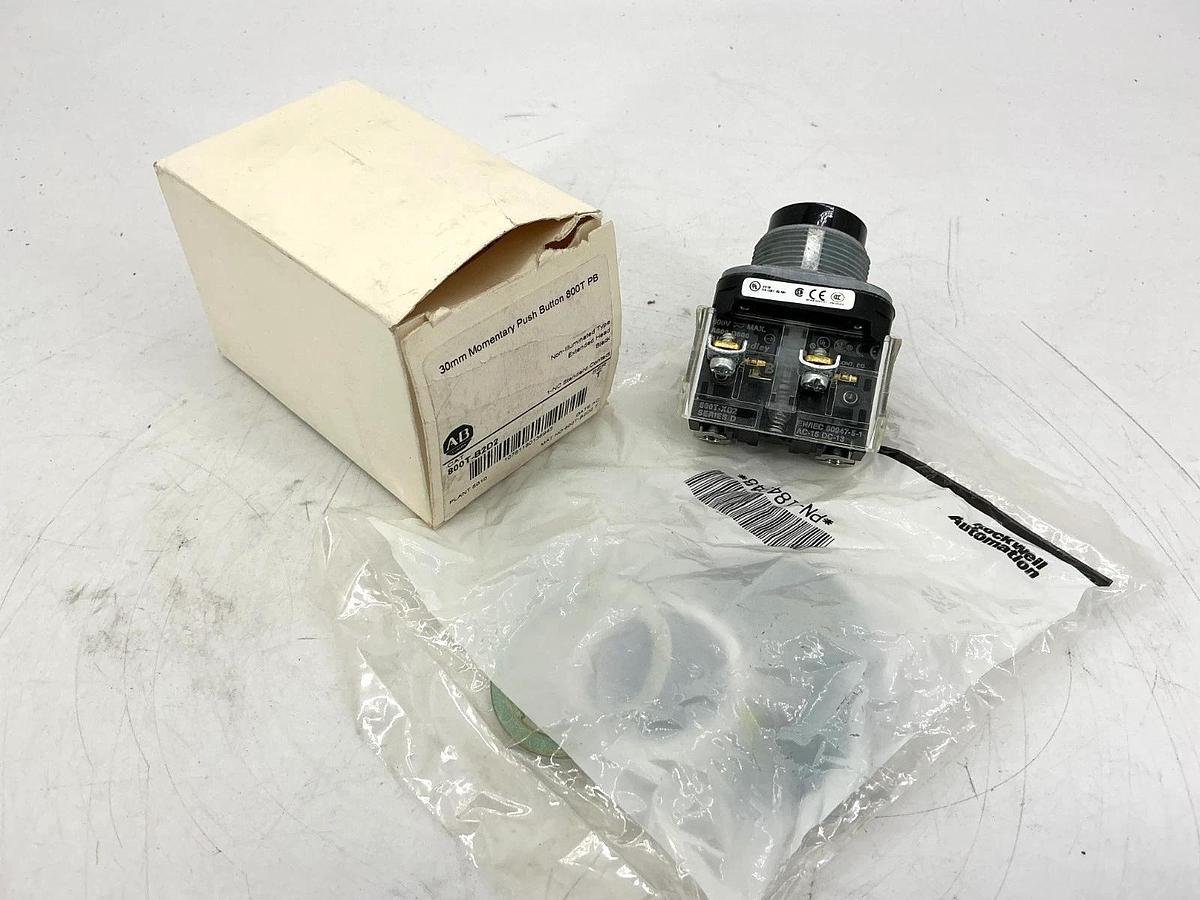 New Allen Bradley 800T-B2D2 Ser T Momentary Push Button 30mm Black 1NC