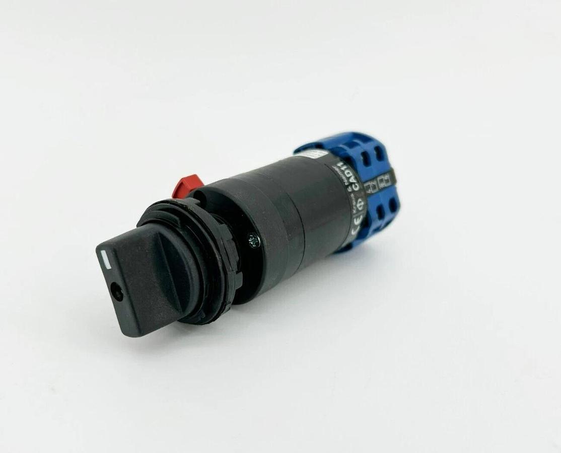 New Kraus & Naimer CAD11 Selector Switch 0.13 AMP AC1, 0.06 AMP DC1