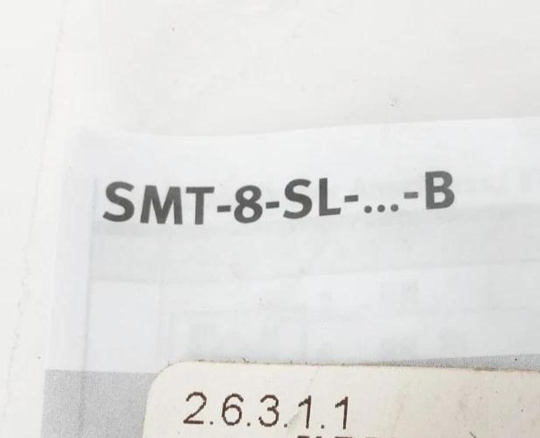 New Festo SMT-8-SL-PS-LED-24-B Proximity Sensor 10-30V 3W 562019