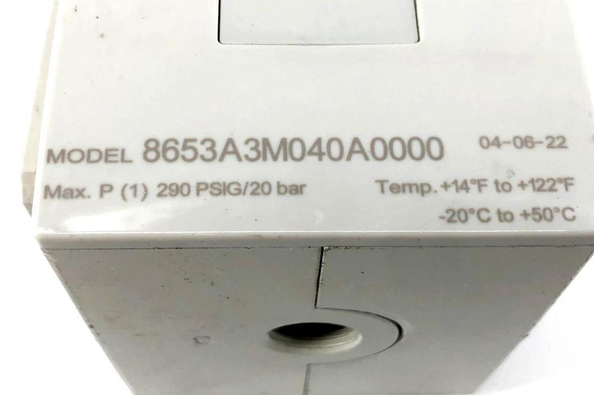 New Aventics 8653A3M040A0000 Shut Off Isolation Valve 1/2" NPTF 3/2 - No Box