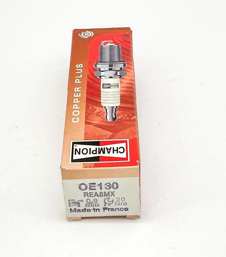 New Lot of 3 Champion OE130 Copper Plus Spark Plug