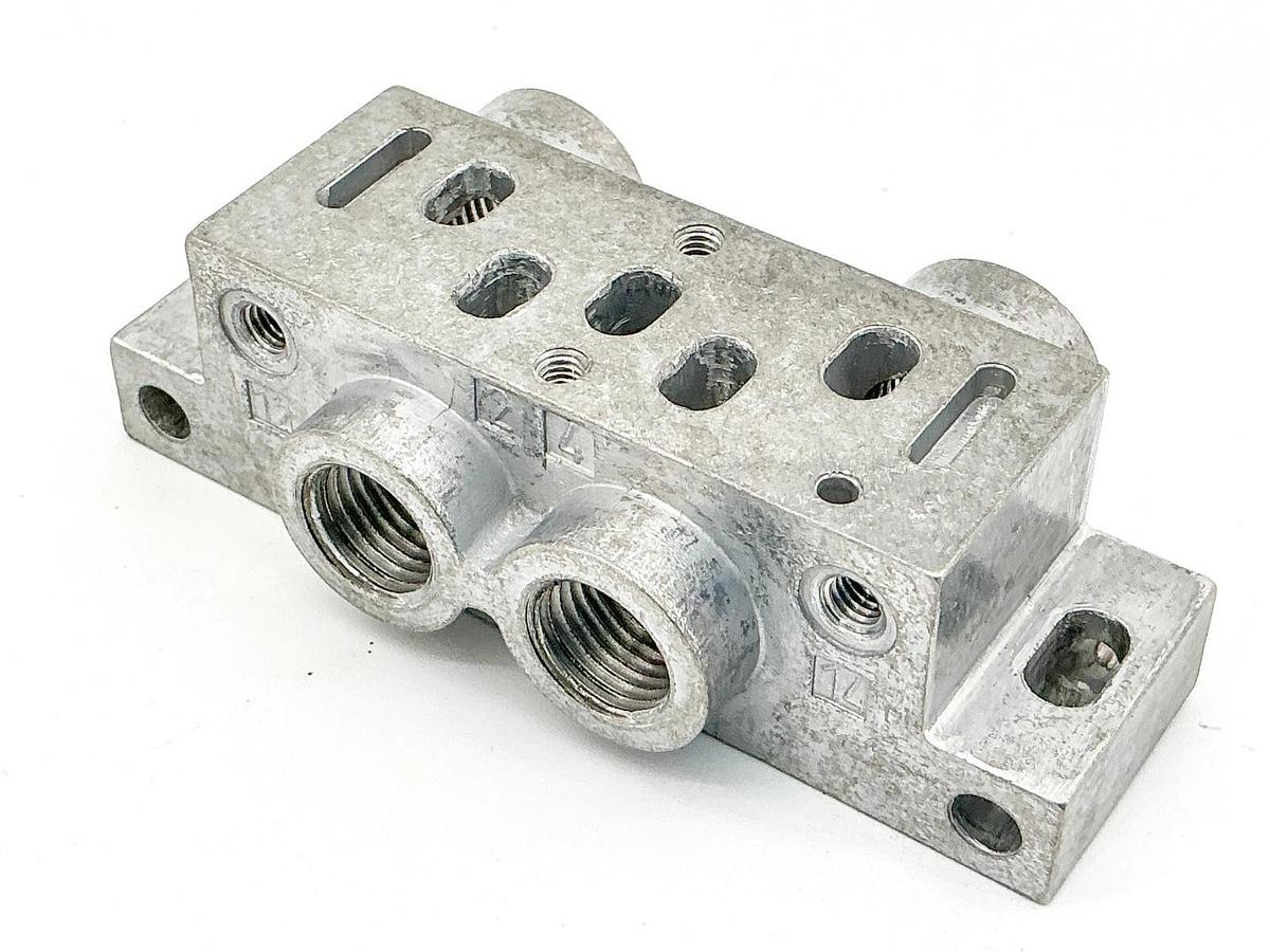 New Rexroth 182-550-401-6 Valve Base 1825505016