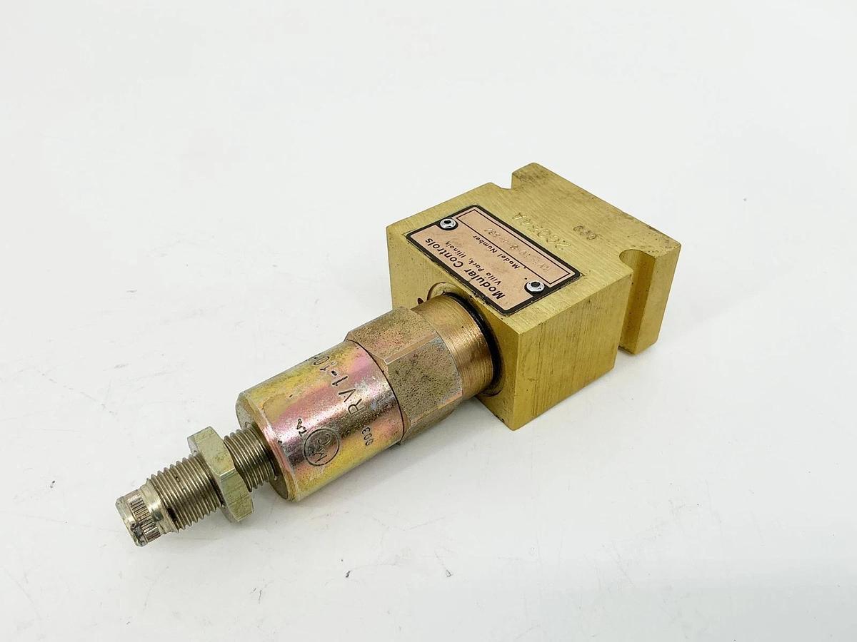 New Modular Controls RV1-10-S-0-36/ Valve W/Manifold RV1-10-S-4-3S/ - No Box