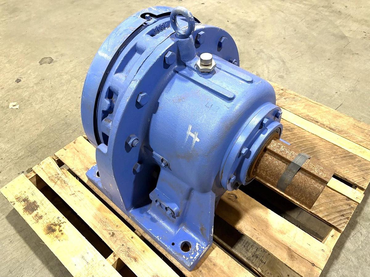 New Sumitomo CHH-6225Y-11 Cyclo 6000 Speed Reducer 11:1 Ratio 134HP 1750RPM