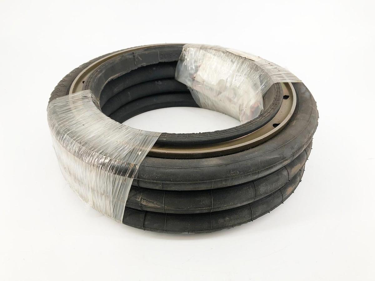New Firestone W01-358-7801 Airspring Triple Conv. 313C Bead 1 3/4-BNW - No Box