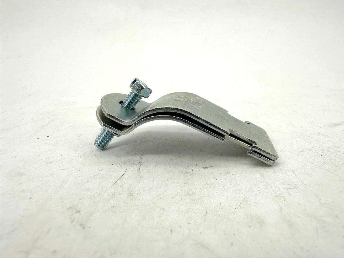 Lot of 8 New Thomas & Betts 1-1/4 EMT Conduit Clamps 1-1/4" - No Box