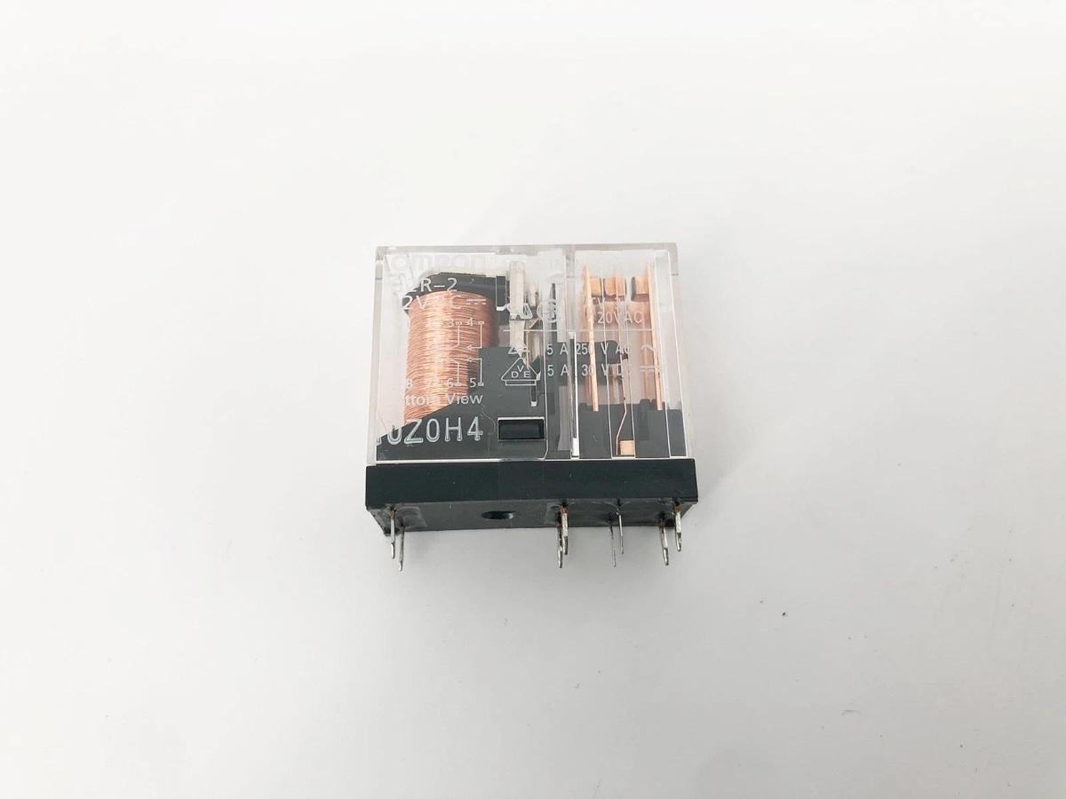 Lot of 4 New Omron G2R-2 Relays 12VDC DPDT 10A 10Z0H4 12998884 - No Box