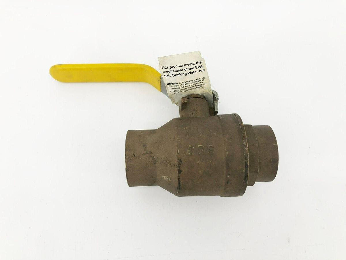 New Apollo 94A-206-01 Ball Valve 1-1/4" 600PSI CWP Brass