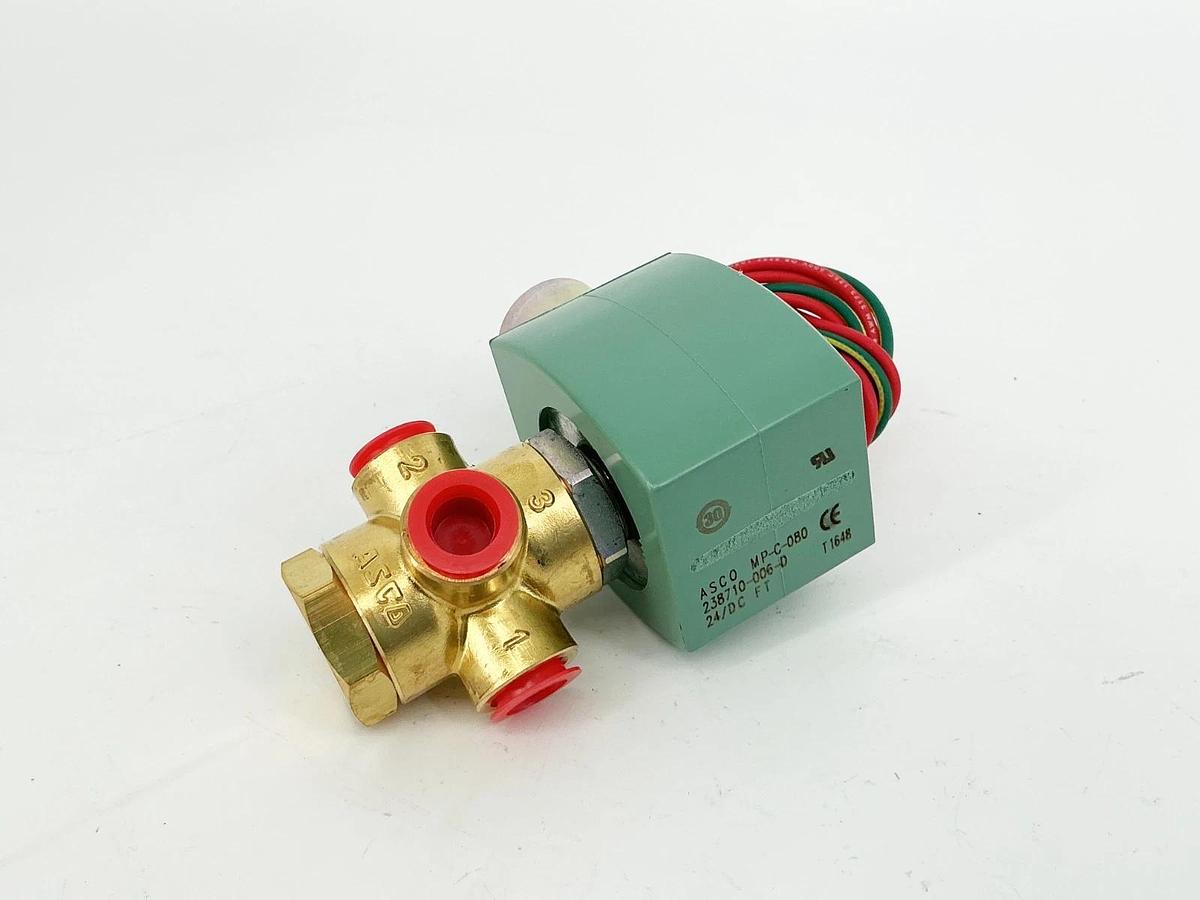 New Asco 8320G172 Solenoid Valve 75PSI 1/4" 3W 24VDC