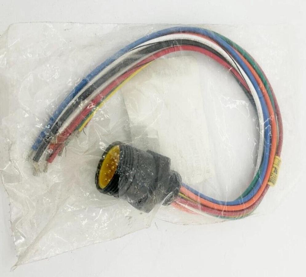 New Brad Connectivity 1300150044 Cordset 10P Male Straight 12" 16 AWG PVC Leads