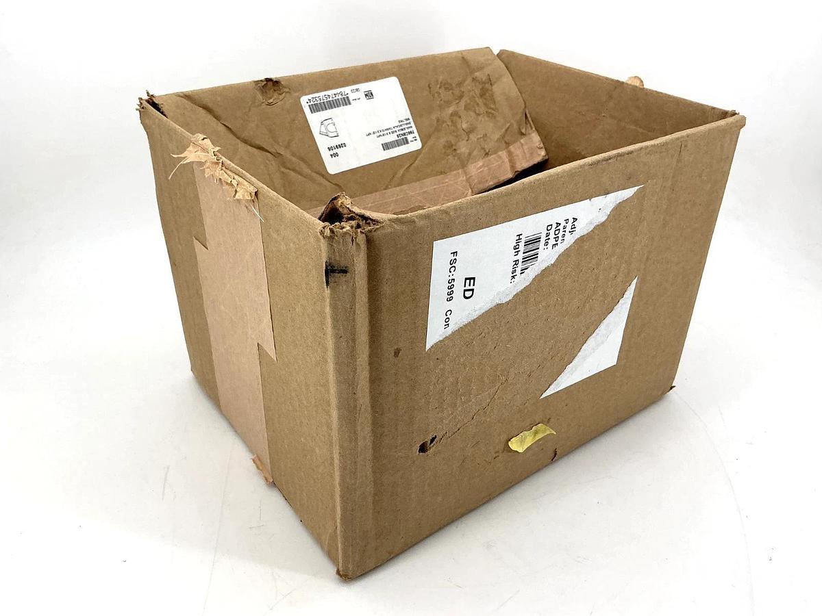New Meltric 796C6N25 Junction Box 6-1/2" - Body Only (Missing Angle Adapter)