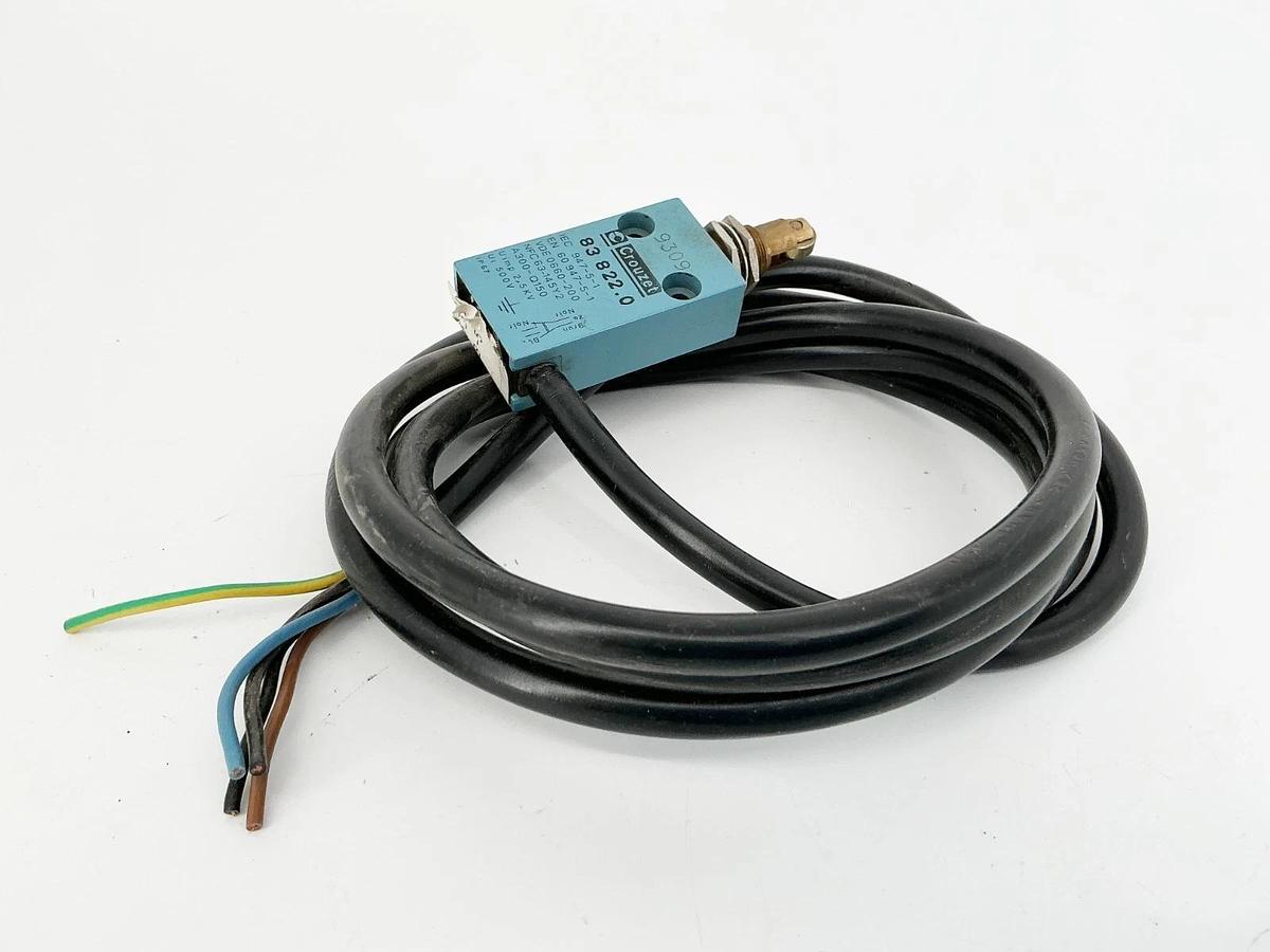 New Crouzet 83-822.0 Limit Switch - No Box