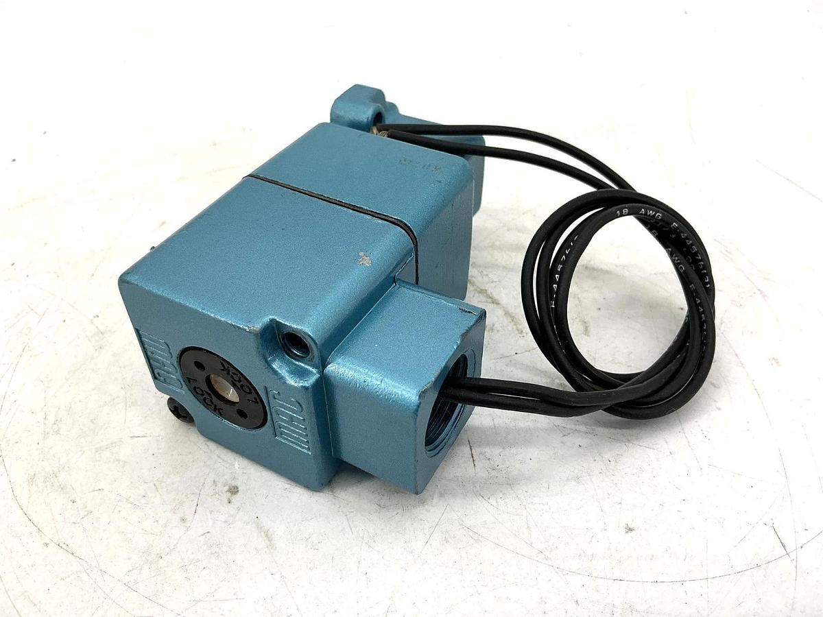 New MAC Valves 250B-111CAAA Solenoid Valve 15W 150PSI 24VDC 110/120V - No Box