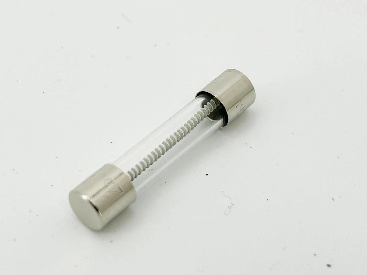 New Bussmann MDL-2-1/2-R Tube Fuse 100A 250V