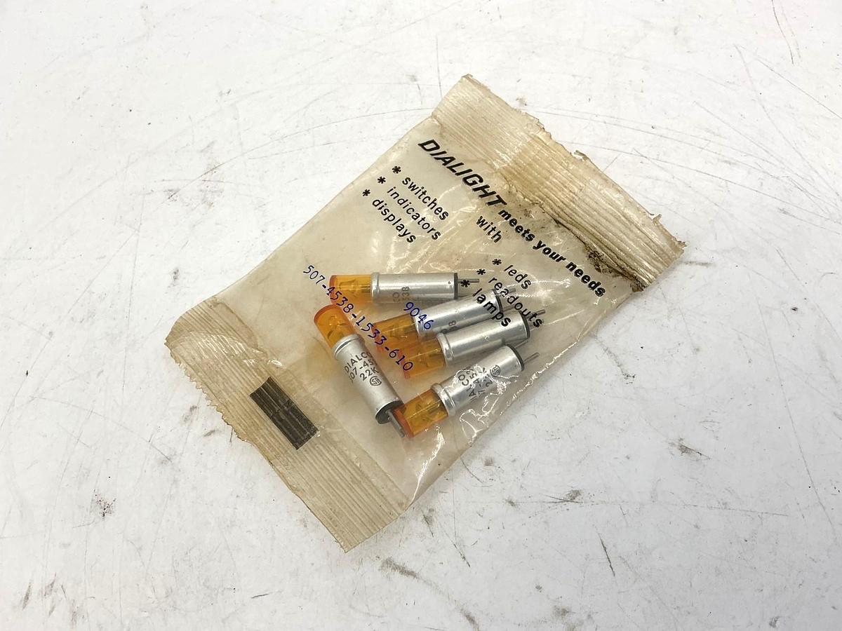 Bag of 5 New Dialight 507-4538-1533-610 Indicator Bulb Amber 2P 507-4538 22K