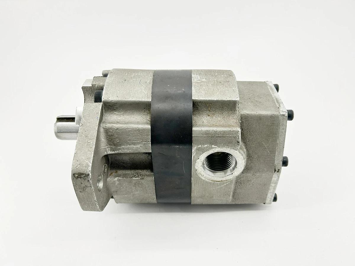 Used Von Ruden Rol-Seal RSA04K-A Hydraulic Motor