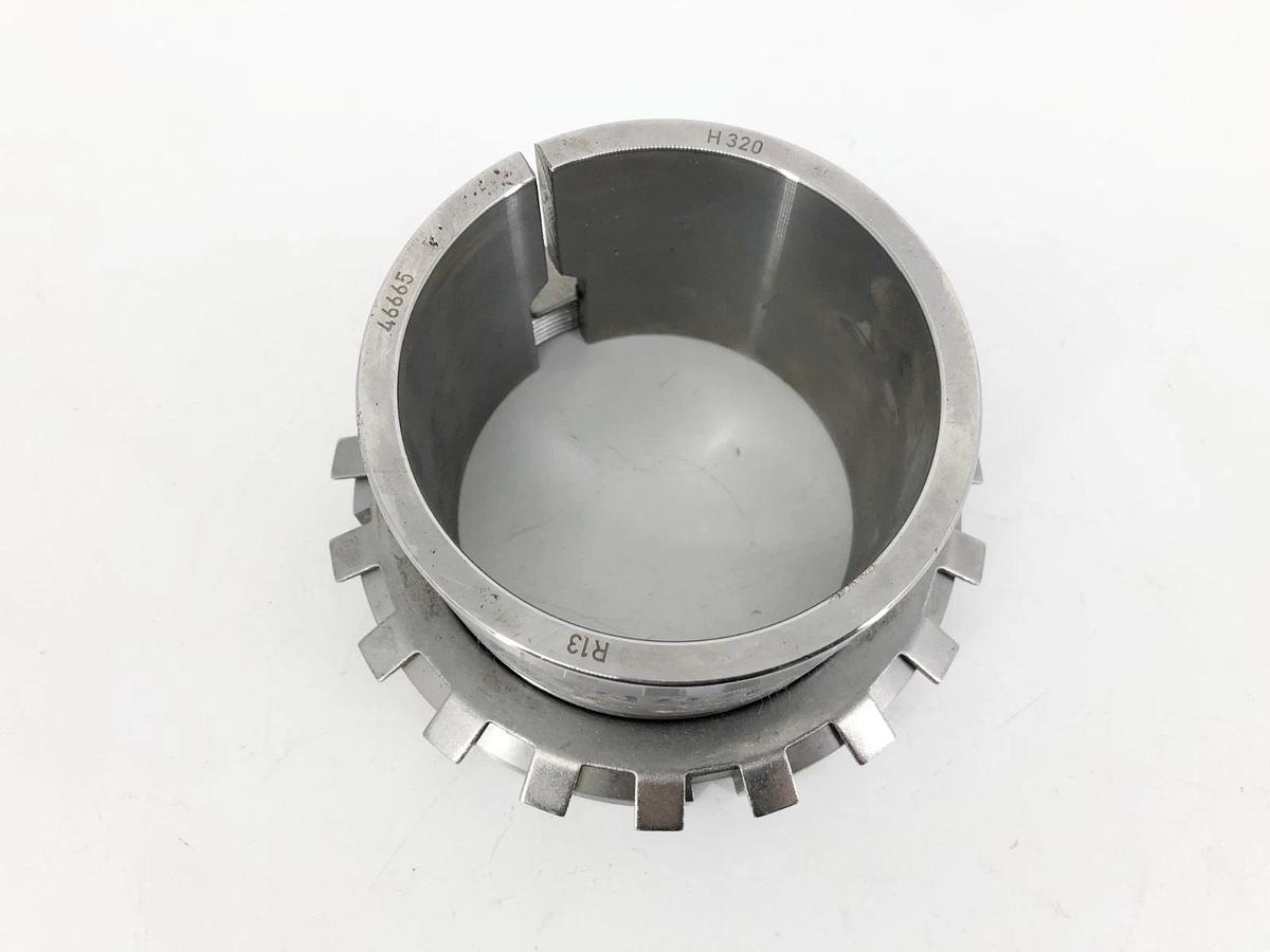New H 320 Adapter Sleeve 90mm Bore 130mm OD 71 mm OAL - No Box