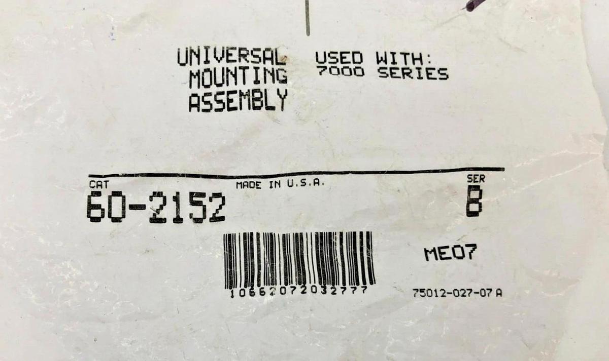 Lot of 4 New Allen-Bradley 60-2152 Ser. B Sensor Mounting Brackets 7000 Series