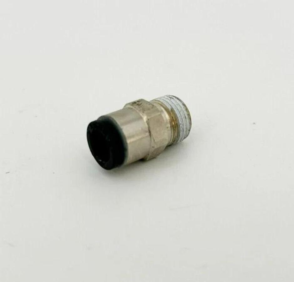 Box of 10 New Parker 5WRZ8 Male Connectors, 6mm Tube OD, 1/8 in Pipe Size