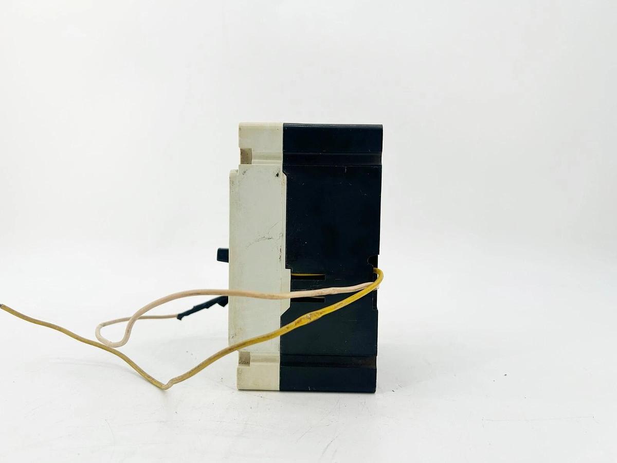 Used Westinghouse FD3030 Circuit Breaker 30A 3P 600V FD25K
