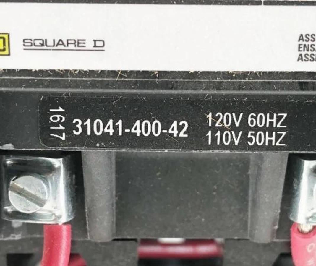 New Square D 8536SCO3V02H300S AC Magnetic Starter 120V NEMA 1 Ser. A